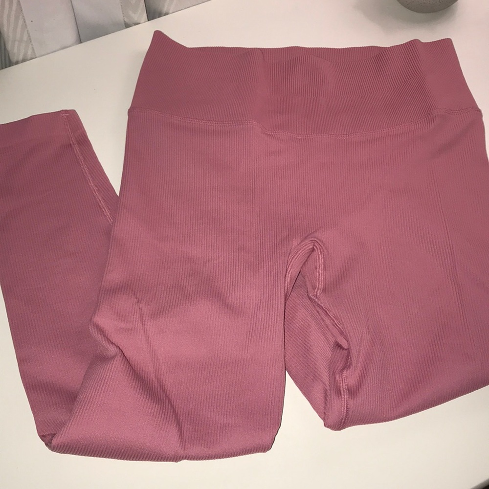 Pink Victoria’s Secret leggings